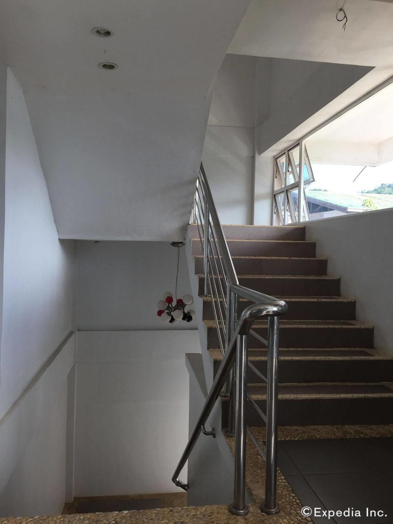 Reddoorz Micasa Lodge Coron Palawan Экстерьер фото